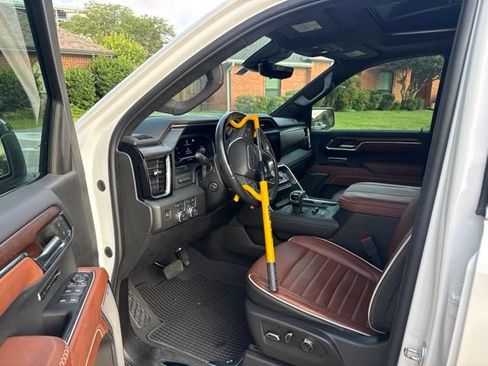 Used 2024 GMC Sierra 1500 Denali Ultimate AWD/4WD image 6