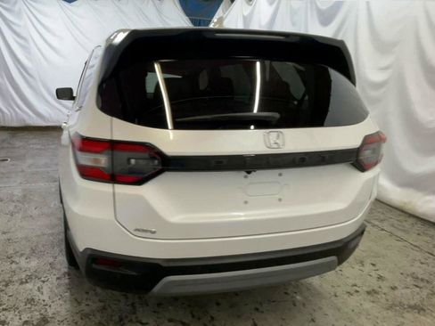 Used 2025 Honda Pilot EX-L image 7