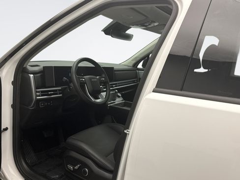 Used 2025 Hyundai Santa Fe XRT AWD/4WD image 10