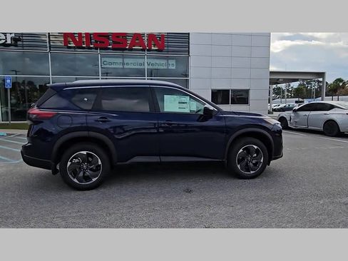 New 2026 Nissan Rogue SV image 34