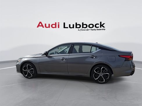 Used 2024 Nissan Altima 2.5 SR image 6