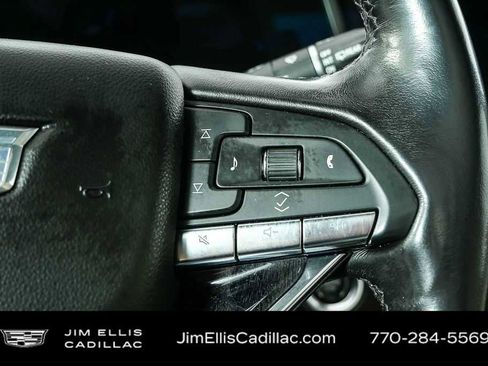 Used 2022 Cadillac Escalade ESV Premium Luxury image 12