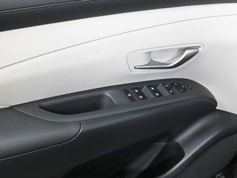 New 2026 Hyundai Tucson SEL image 16