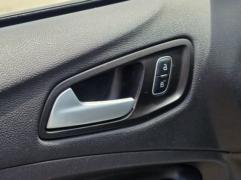 Used 2018 Ford Escape SEL FWD image 28
