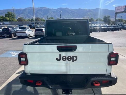 Used 2022 Jeep Gladiator Mojave w/ LED Lighting Group AWD/4WD image 6