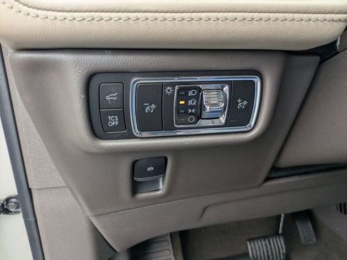 Used 2023 Lincoln Nautilus Reserve w/ Equipment Group 201A image 38