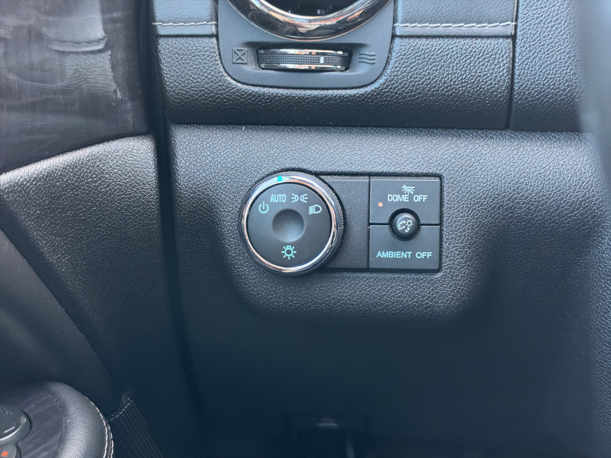 Used 2015 Buick Enclave Leather FWD image 26