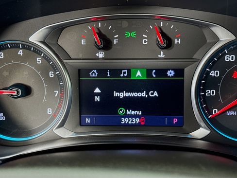 Used 2020 Chevrolet Traverse RS FWD image 12