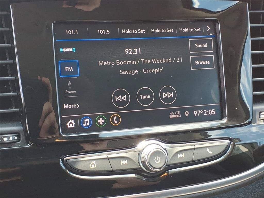 Used 2022 Buick Encore Preferred w/ Safety Package AWD/4WD image 28