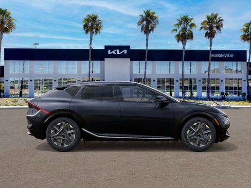 New 2026 Kia EV6 Light RWD image 7