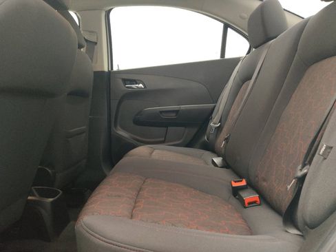 Used 2020 Chevrolet Sonic LT w/ Convenience Package image 18