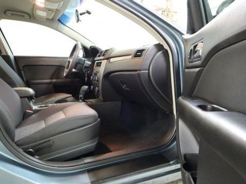 Used 2011 Ford Fusion SE image 10