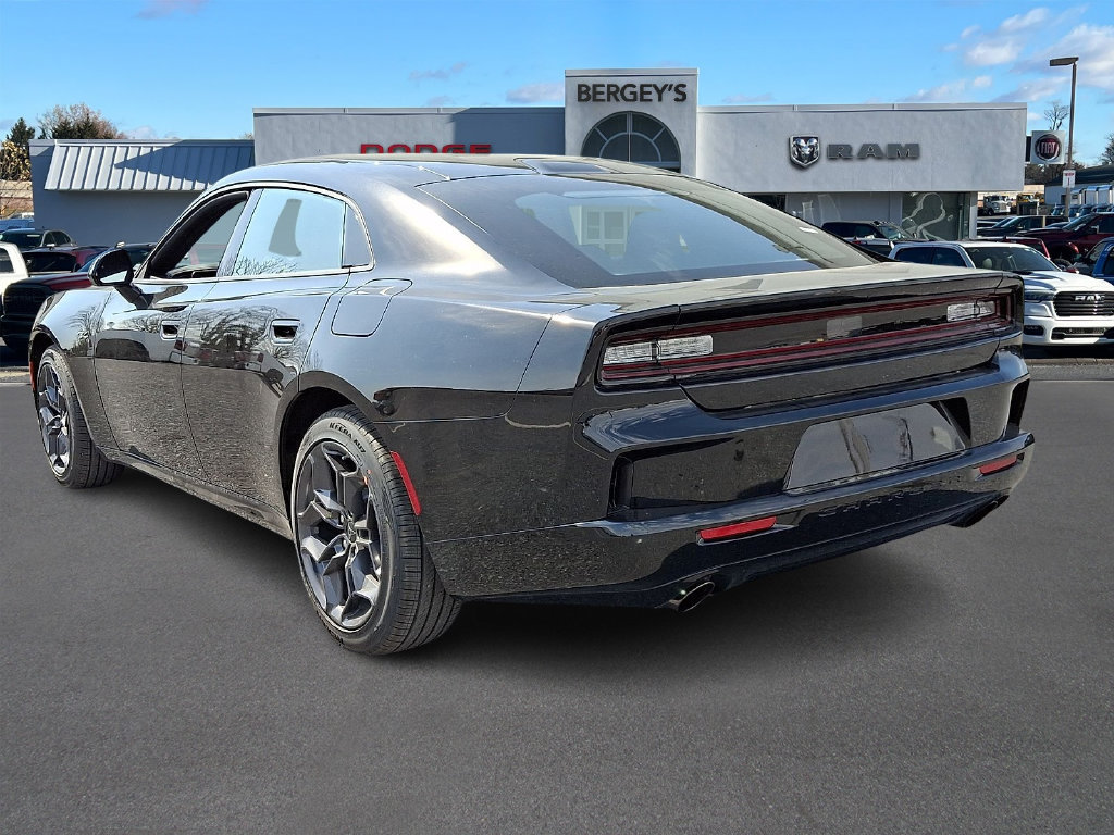 New 2026 Dodge Charger R/T w/ Blacktop Package AWD/4WD image 4