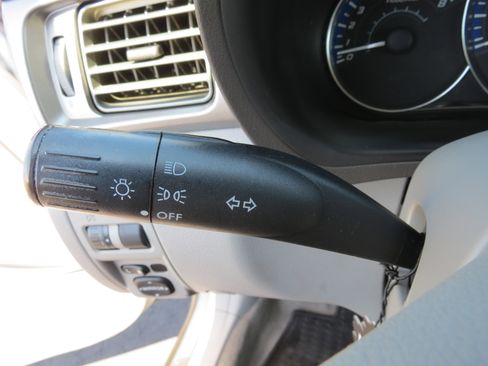 Used 2010 Subaru Forester 2.5X image 14