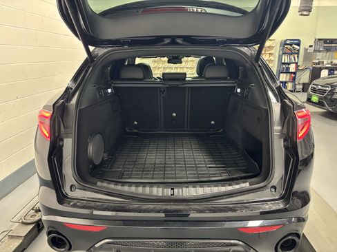 New 2025 Alfa Romeo Stelvio Sprint image 27