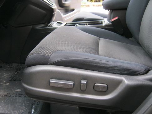 Used 2015 Honda CR-V EX image 8