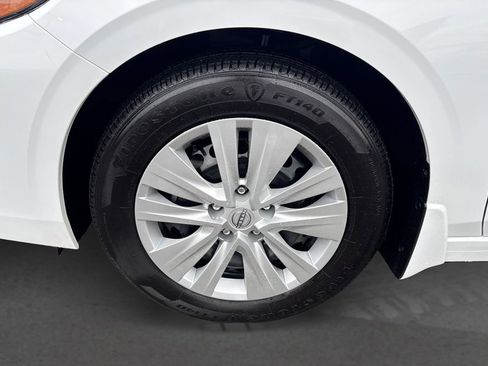 Used 2025 Nissan Sentra S image 12