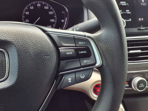 Certified 2020 Honda Accord LX image 17