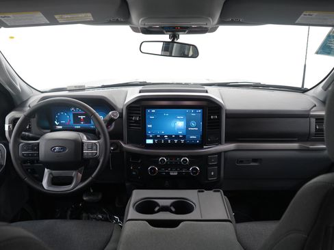 Used 2025 Ford F150 XLT w/ Equipment Group 301A Standard AWD/4WD image 13