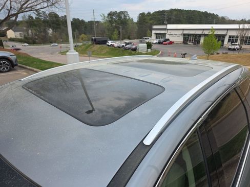 Used 2023 Buick Enclave Premium w/ Experience Buick Package image 6