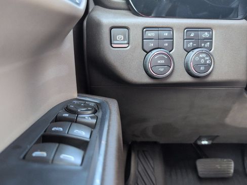 Used 2025 Chevrolet Silverado 1500 LTZ w/ Z71 Off-Road Package AWD/4WD image 16