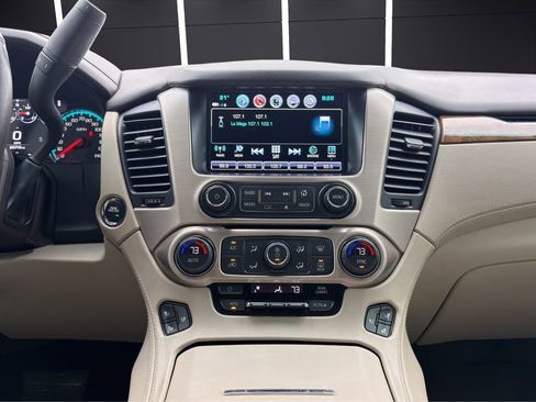 Used 2017 GMC Yukon Denali w/ Open Road Package image 18