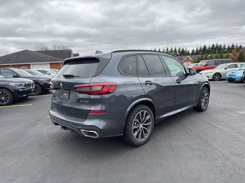 Used 2022 BMW X5 xDrive40i w/ M Sport Package image 5