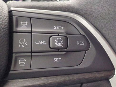 New 2026 Jeep Grand Cherokee Limited image 27