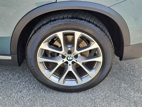 Used 2024 BMW X5 xDrive40i w/ Premium Package image 13