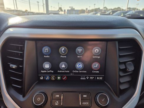 Used 2023 GMC Acadia SLE w/ Driver Convenience Package image 25