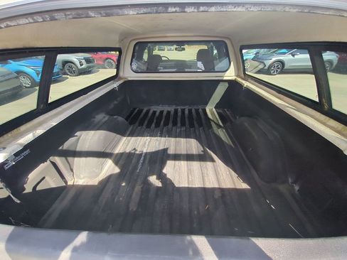 Used 2005 Chevrolet Silverado 1500 LS w/ Light Duty Power Package RWD image 24