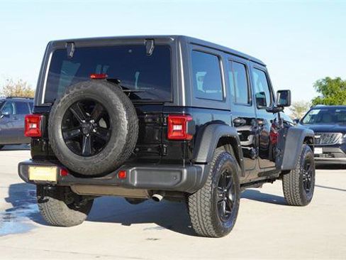 Certified 2021 Jeep Wrangler Unlimited Sport image 9