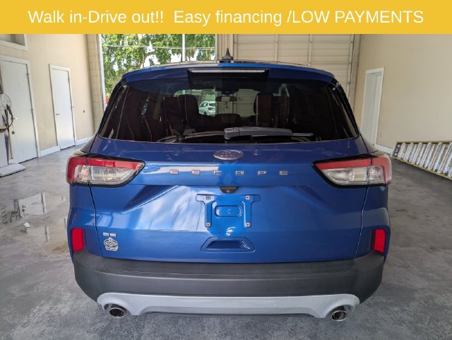 Used 2022 Ford Escape SE FWD image 5