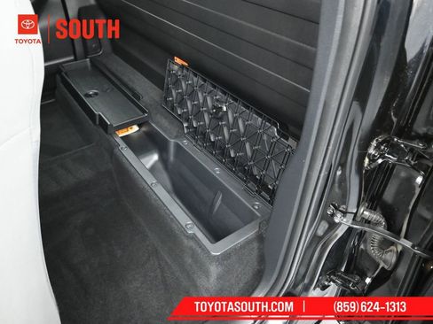 Used 2019 Toyota Tacoma SR image 22