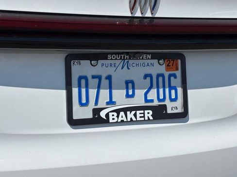 Used 2026 Buick Enclave Sport Touring FWD image 33