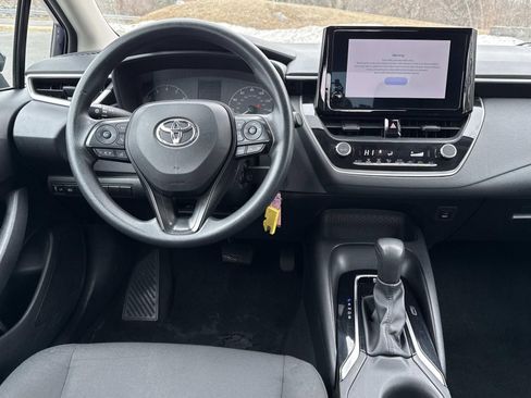 Used 2024 Toyota Corolla LE image 8