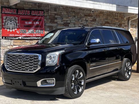 Used 2018 GMC Yukon XL Denali w/ Denali Ultimate Package AWD/4WD image 2