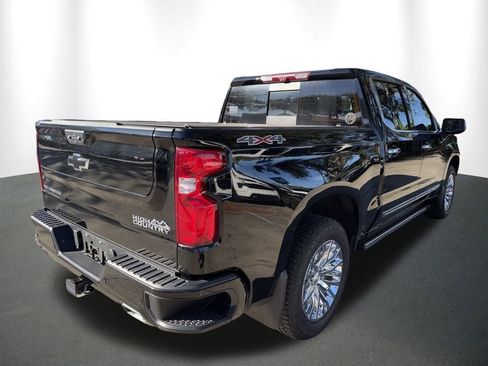 Used 2023 Chevrolet Silverado 1500 High Country w/ Technology Package image 21