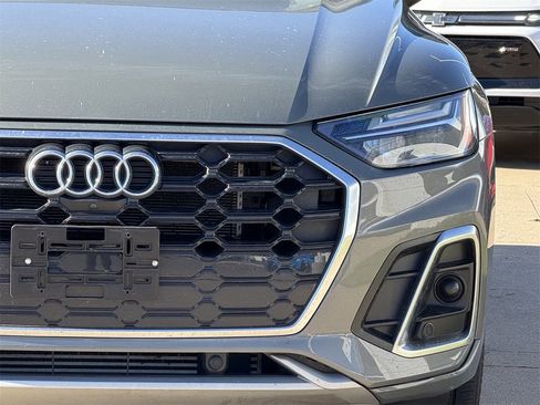 Used 2023 Audi Q5 e Premium Plus w/ Premium Plus Package image 9