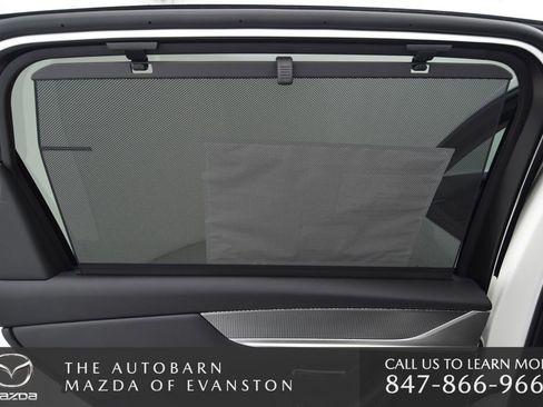 New 2025 MAZDA CX-70 Plug-In Hybrid w/ Premium Pkg image 31