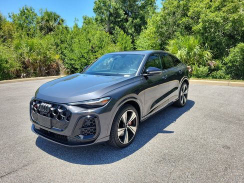 New 2026 Audi SQ5 Premium Plus AWD/4WD image 8