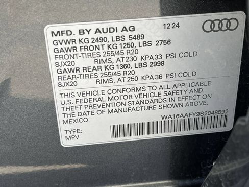 Used 2025 Audi Q5 Prestige AWD/4WD image 32
