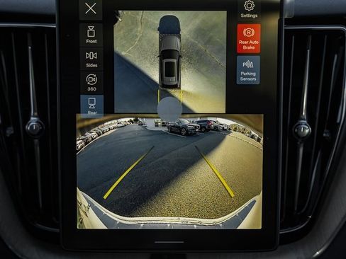 New 2026 Volvo XC60 B5 Plus w/ Climate Package image 43