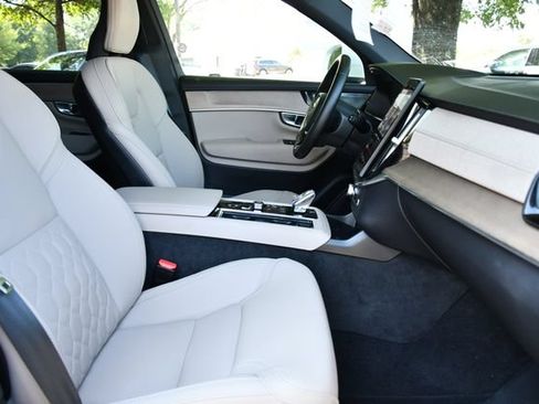 Used 2026 Volvo XC90 B6 Plus AWD/4WD image 29