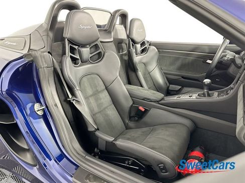 Used 2023 Porsche 718 Boxster Spyder RWD image 20