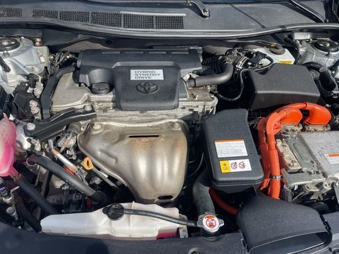 Used 2017 Toyota Camry XLE image 28