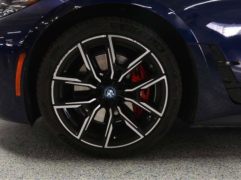 Certified 2023 BMW i4 eDrive40 w/ M Sport Package RWD image 5