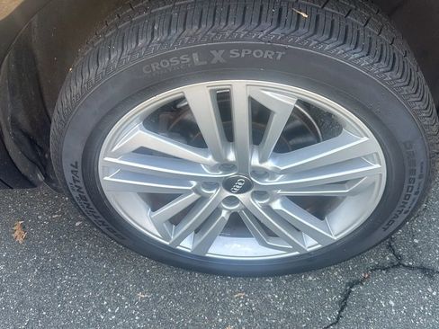 Used 2018 Audi Q5 2.0T Premium Plus w/ Premium Plus Package image 11