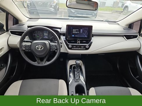 Used 2025 Toyota Corolla LE w/ Convenience Package FWD image 9