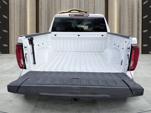 Used 2025 GMC Sierra 1500 SLT image 14